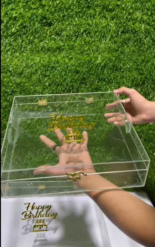 Acrylic Empty Gift Box – Transparent Display Box for Gifts, Events & DIY Decor.