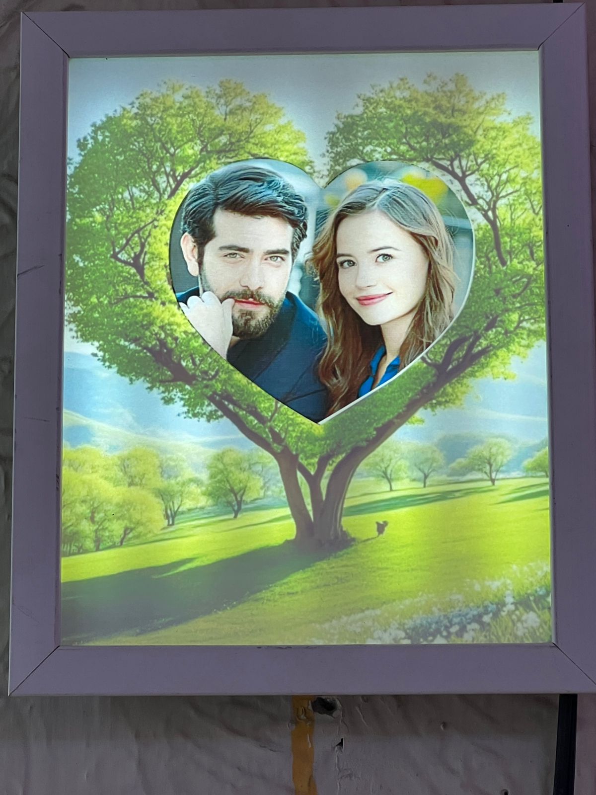 Customized Glowing Magic Frame 8x10 Inch – LED Light Photo Frame Gift for Couples & Events.