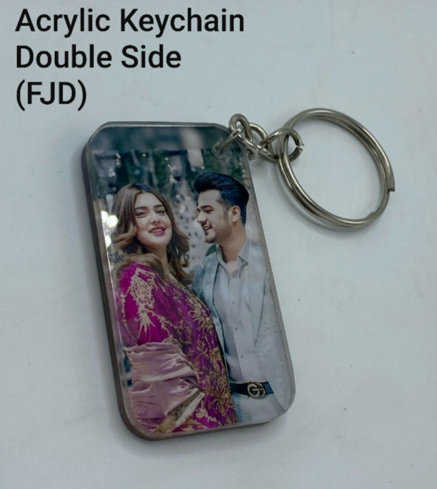 Customized Name & Picture Keychains – Stylish and Practical Accessory.